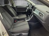 VW T-Roc bei Gebrauchtwagen.expert - Abbildung (11 / 15)