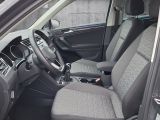 VW Tiguan bei Gebrauchtwagen.expert - Abbildung (7 / 15) VW Tiguan bei Gebrauchtwagen.expert - Abbildung (7 / 15)