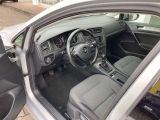 VW Golf bei Gebrauchtwagen.expert - Abbildung (11 / 12)