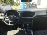 VW T-Roc bei Gebrauchtwagen.expert - Abbildung (10 / 14)