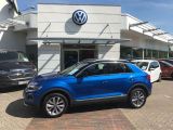 VW T-Roc bei Gebrauchtwagen.expert - Abbildung (2 / 14)