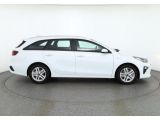 Kia Ceed bei Gebrauchtwagen.expert - Abbildung (6 / 15) Kia Ceed bei Gebrauchtwagen.expert - Abbildung (6 / 15)