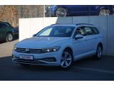 VW Passat bei Gebrauchtwagen.expert - Abbildung (2 / 15) VW Passat bei Gebrauchtwagen.expert - Abbildung (2 / 15)