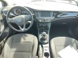 Opel Astra bei Gebrauchtwagen.expert - Abbildung (13 / 15)