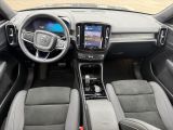 Volvo XC40 bei Gebrauchtwagen.expert - Abbildung (13 / 15) Volvo XC40 bei Gebrauchtwagen.expert - Abbildung (13 / 15)