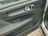Volvo XC40 bei Gebrauchtwagen.expert - Abbildung (8 / 15)