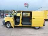 VW T5 Transporter bei Gebrauchtwagen.expert - Abbildung (10 / 10)