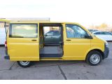 VW T5 Transporter bei Gebrauchtwagen.expert - Abbildung (9 / 10) VW T5 Transporter bei Gebrauchtwagen.expert - Abbildung (9 / 10)