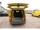 VW T5 Transporter bei Gebrauchtwagen.expert - Abbildung (8 / 10)