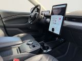 Ford Mustang Mach-E bei Gebrauchtwagen.expert - Abbildung (14 / 15) Ford Mustang Mach-E bei Gebrauchtwagen.expert - Abbildung (14 / 15)