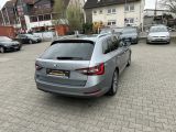 Skoda Superb bei Gebrauchtwagen.expert - Abbildung (3 / 15)