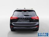 Ford Focus Turnier bei Gebrauchtwagen.expert - Abbildung (4 / 15)