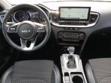 Kia XCeed bei Gebrauchtwagen.expert - Abbildung (10 / 15)