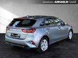 Kia Ceed bei Gebrauchtwagen.expert - Abbildung (5 / 15)
