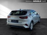 Kia Ceed bei Gebrauchtwagen.expert - Abbildung (5 / 15)