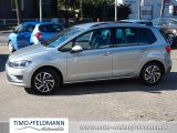 VW Golf Sportsvan bei Gebrauchtwagen.expert - Abbildung (2 / 12)
