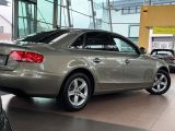 Audi A4 bei Gebrauchtwagen.expert - Abbildung (14 / 15)