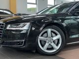 Audi A8 bei Gebrauchtwagen.expert - Abbildung (4 / 15)