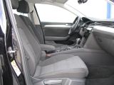 VW Passat bei Gebrauchtwagen.expert - Abbildung (5 / 15)