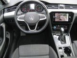 VW Passat bei Gebrauchtwagen.expert - Abbildung (12 / 15)