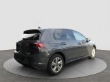 VW Golf VIII bei Gebrauchtwagen.expert - Abbildung (3 / 15)