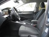 VW Golf VIII bei Gebrauchtwagen.expert - Abbildung (10 / 15)
