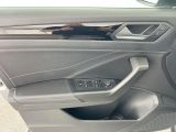 VW T-Roc bei Gebrauchtwagen.expert - Abbildung (11 / 15) VW T-Roc bei Gebrauchtwagen.expert - Abbildung (11 / 15)
