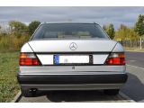 Mercedes-Benz E-Klasse bei Gebrauchtwagen.expert - Abbildung (8 / 10)