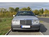 Mercedes-Benz E-Klasse bei Gebrauchtwagen.expert - Abbildung (7 / 10)