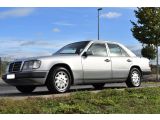 Mercedes-Benz E-Klasse bei Gebrauchtwagen.expert - Abbildung (4 / 10)