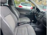 VW Polo IV bei Gebrauchtwagen.expert - Abbildung (5 / 6)