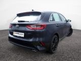 Kia Ceed bei Gebrauchtwagen.expert - Abbildung (3 / 15) Kia Ceed bei Gebrauchtwagen.expert - Abbildung (3 / 15)