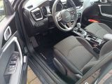 Kia Ceed bei Gebrauchtwagen.expert - Abbildung (14 / 15) Kia Ceed bei Gebrauchtwagen.expert - Abbildung (14 / 15)