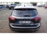 Ford Focus Turnier bei Gebrauchtwagen.expert - Abbildung (4 / 12)