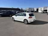 VW Golf bei Gebrauchtwagen.expert - Abbildung (10 / 15)