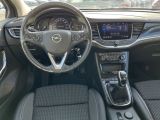 Opel Astra bei Gebrauchtwagen.expert - Abbildung (14 / 15) Opel Astra bei Gebrauchtwagen.expert - Abbildung (14 / 15)