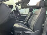 VW Passat bei Gebrauchtwagen.expert - Abbildung (13 / 15) VW Passat bei Gebrauchtwagen.expert - Abbildung (13 / 15)