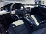 VW Passat bei Gebrauchtwagen.expert - Abbildung (11 / 15) VW Passat bei Gebrauchtwagen.expert - Abbildung (11 / 15)