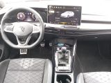 VW Golf bei Gebrauchtwagen.expert - Abbildung (9 / 12) VW Golf bei Gebrauchtwagen.expert - Abbildung (9 / 12)