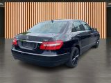 Mercedes-Benz E-Klasse bei Gebrauchtwagen.expert - Abbildung (9 / 12)