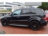 Mercedes-Benz M-Klasse bei Gebrauchtwagen.expert - Abbildung (3 / 15) Mercedes-Benz M-Klasse bei Gebrauchtwagen.expert - Abbildung (3 / 15)