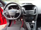 Ford Focus bei Gebrauchtwagen.expert - Abbildung (3 / 9)