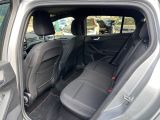 Ford Focus Turnier bei Gebrauchtwagen.expert - Abbildung (11 / 15) Ford Focus Turnier bei Gebrauchtwagen.expert - Abbildung (11 / 15)