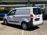 Ford Transit Courier bei Gebrauchtwagen.expert - Abbildung (8 / 15) Ford Transit Courier bei Gebrauchtwagen.expert - Abbildung (8 / 15)