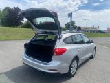 Ford Focus Turnier bei Gebrauchtwagen.expert - Abbildung (8 / 15)