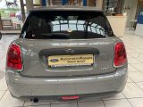 Mini One bei Gebrauchtwagen.expert - Abbildung (11 / 14)