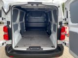 Citroen Jumpy bei Gebrauchtwagen.expert - Abbildung (10 / 15) Citroen Jumpy bei Gebrauchtwagen.expert - Abbildung (10 / 15)