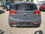 Kia Rio bei Gebrauchtwagen.expert - Abbildung (8 / 15) Kia Rio bei Gebrauchtwagen.expert - Abbildung (8 / 15)