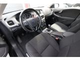 Volvo V40 bei Gebrauchtwagen.expert - Abbildung (2 / 15)