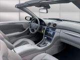 Mercedes-Benz CLK-Klasse bei Gebrauchtwagen.expert - Abbildung (4 / 12)